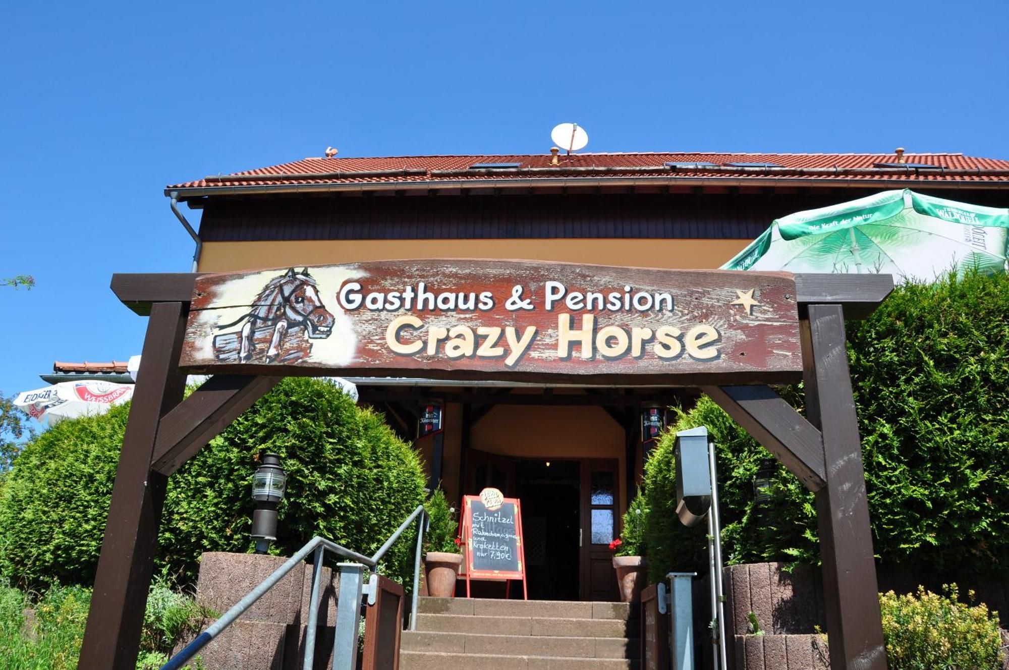 Steakhouse & Pension Crazy Horse ズール エクステリア 写真
