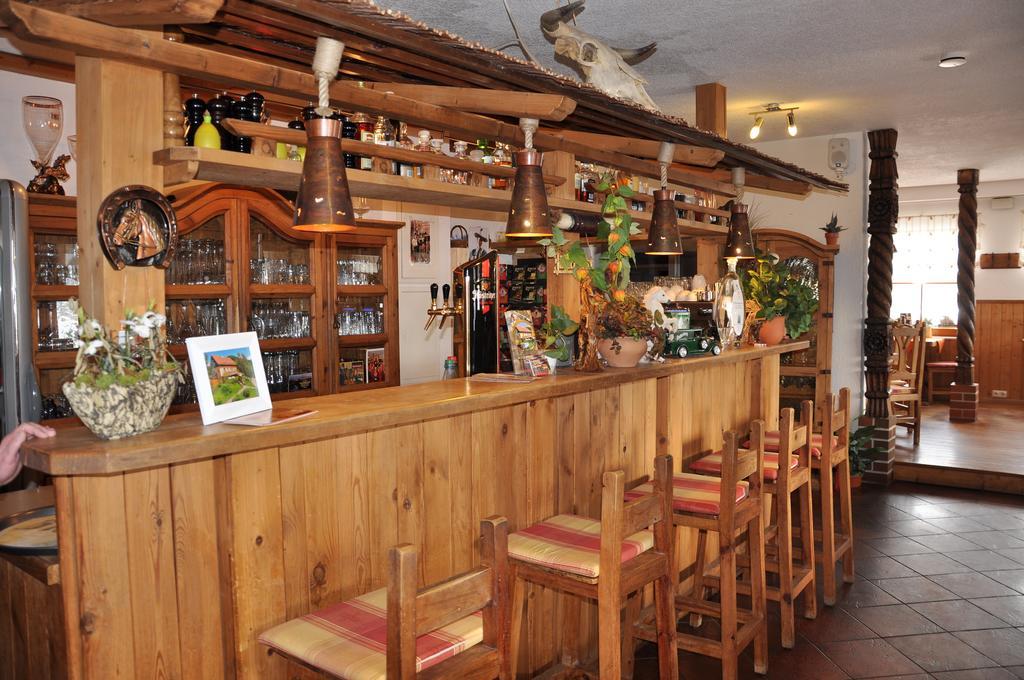 Steakhouse & Pension Crazy Horse ズール エクステリア 写真